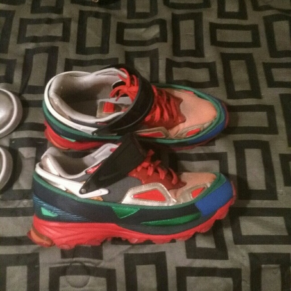 Raf Simons response trail - Picture 2 of 5